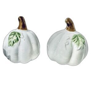 Ceramic White Pumpkins Home Tier Display